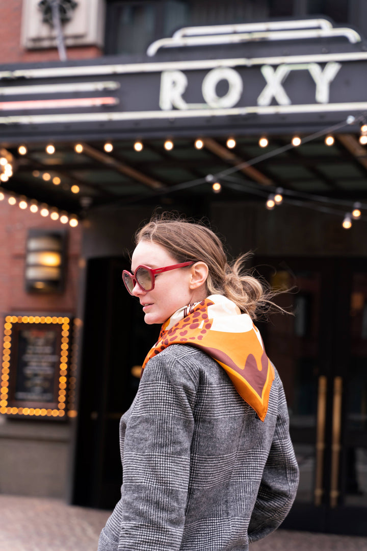 Silk Bandana Of Leopards With Floral Fountain