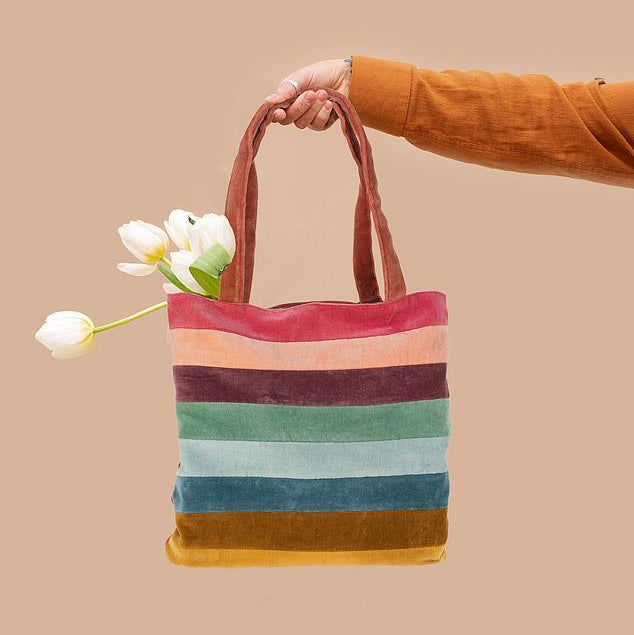 Grande Jardinière Femme Romaine