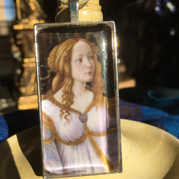 Venus Goddess pendant