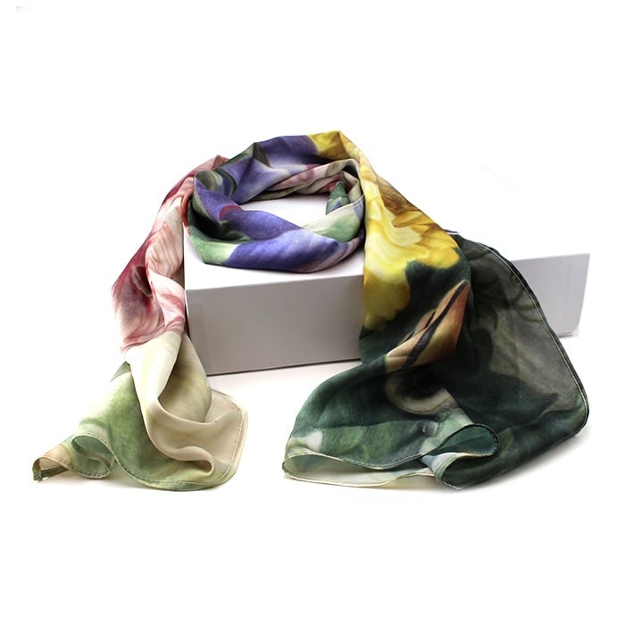Flower Still Life, Henstenburgh Scarf