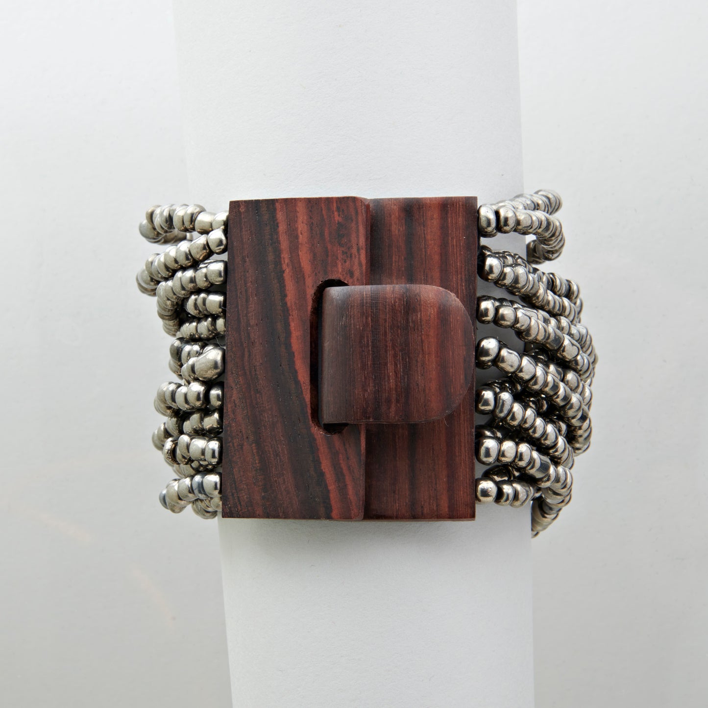 Bracelet Fermoir Bois Multi-rangs, Gris