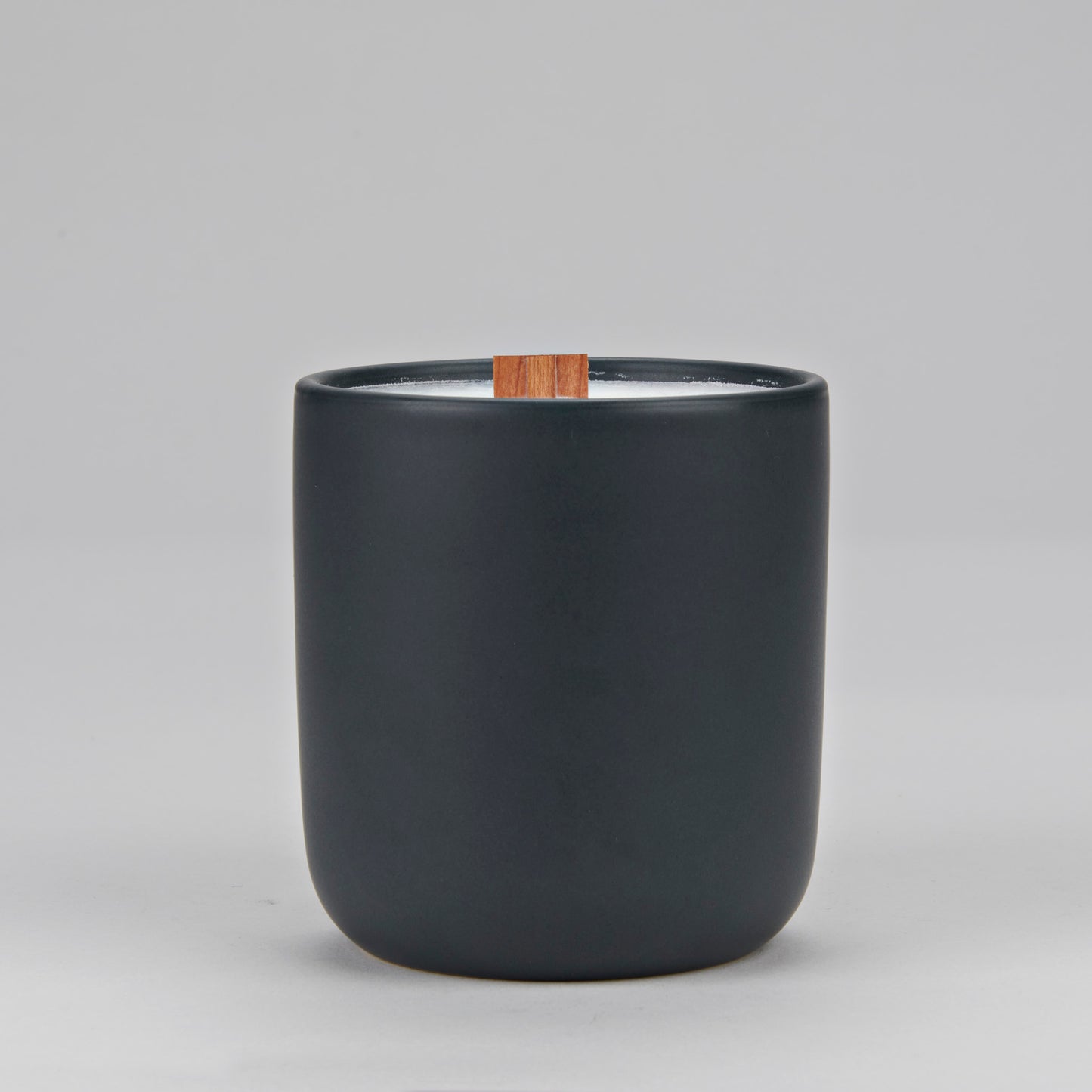 Candle - Wood Wick Grey Ceramic with Oyster Shell - Lemon Verbena Scent