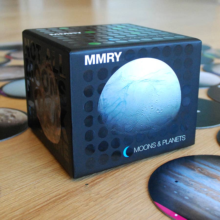 MMRY : LUNES ET PLANÈTES