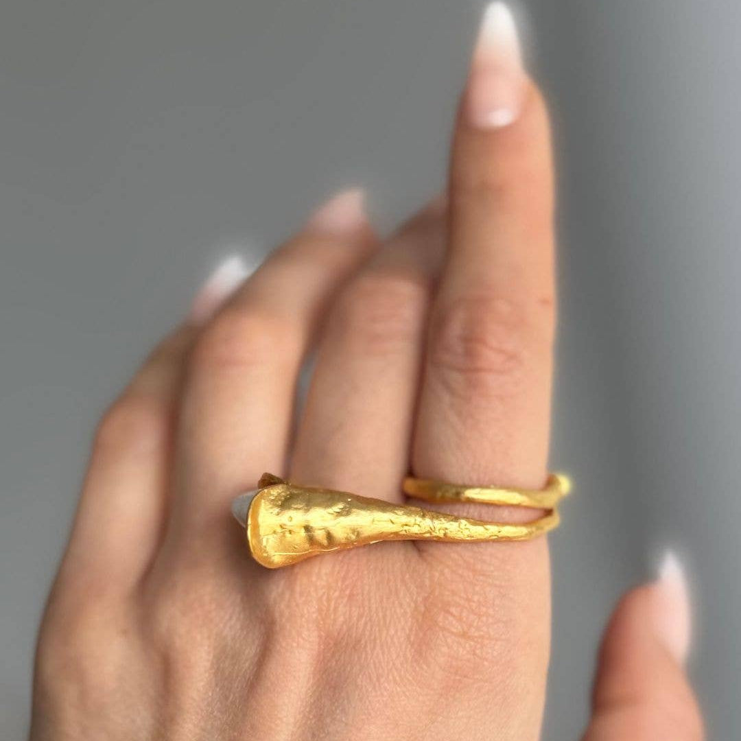 FLOWER CHILD Calla Lily Pearl Ring | Biwa Pearls | 24k GF