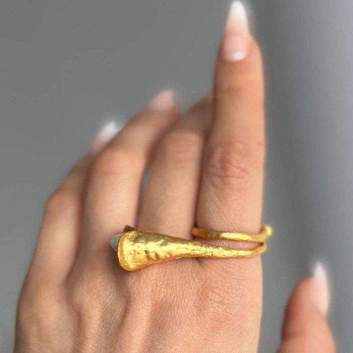 FLOWER CHILD Calla Lily Pearl Ring | Biwa Pearls | 24k GF