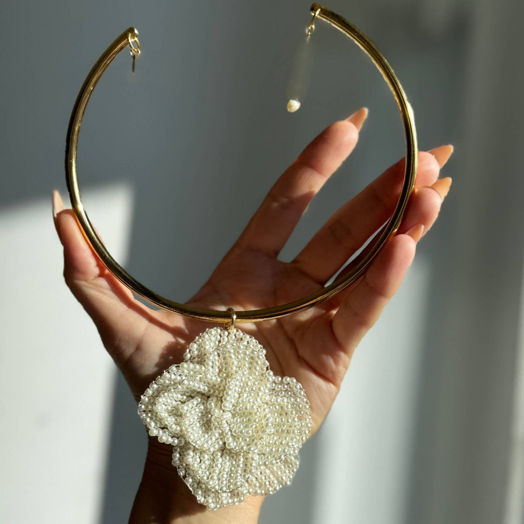 Genuine Pearl Beaded Floral Apliqué Choker