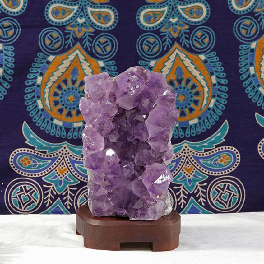 Amethyst Cluster Lamp Medium