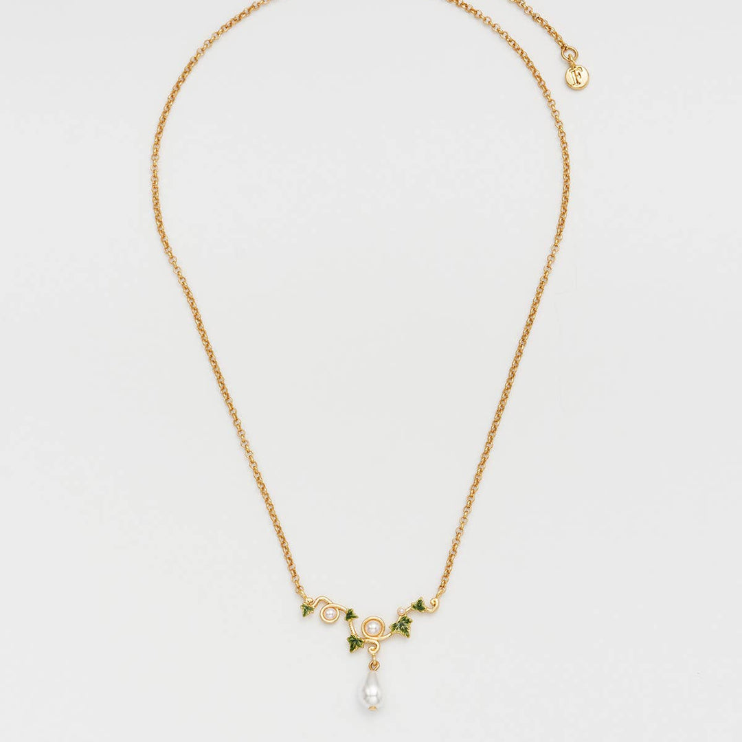 Ivy Pearl Necklace