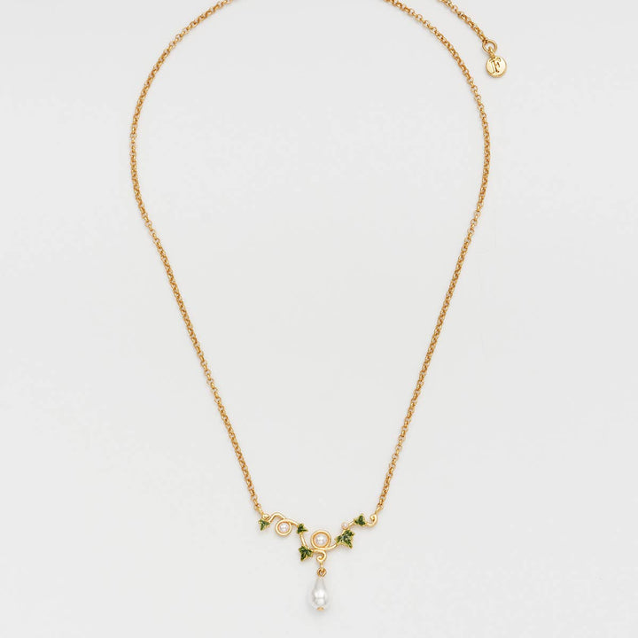 Ivy Pearl Necklace