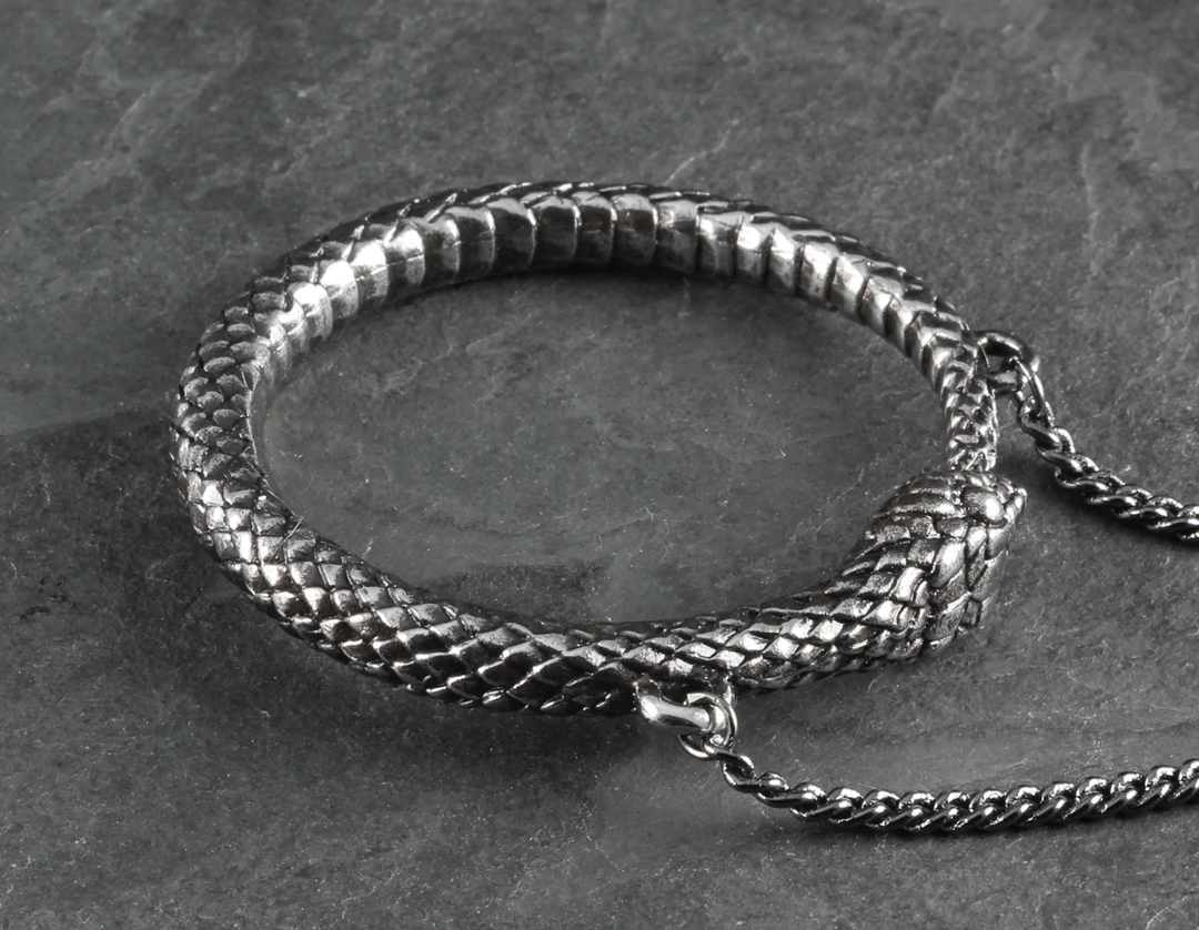 Collier Ouroboros - Argent : Chaîne en argent antique / 24"