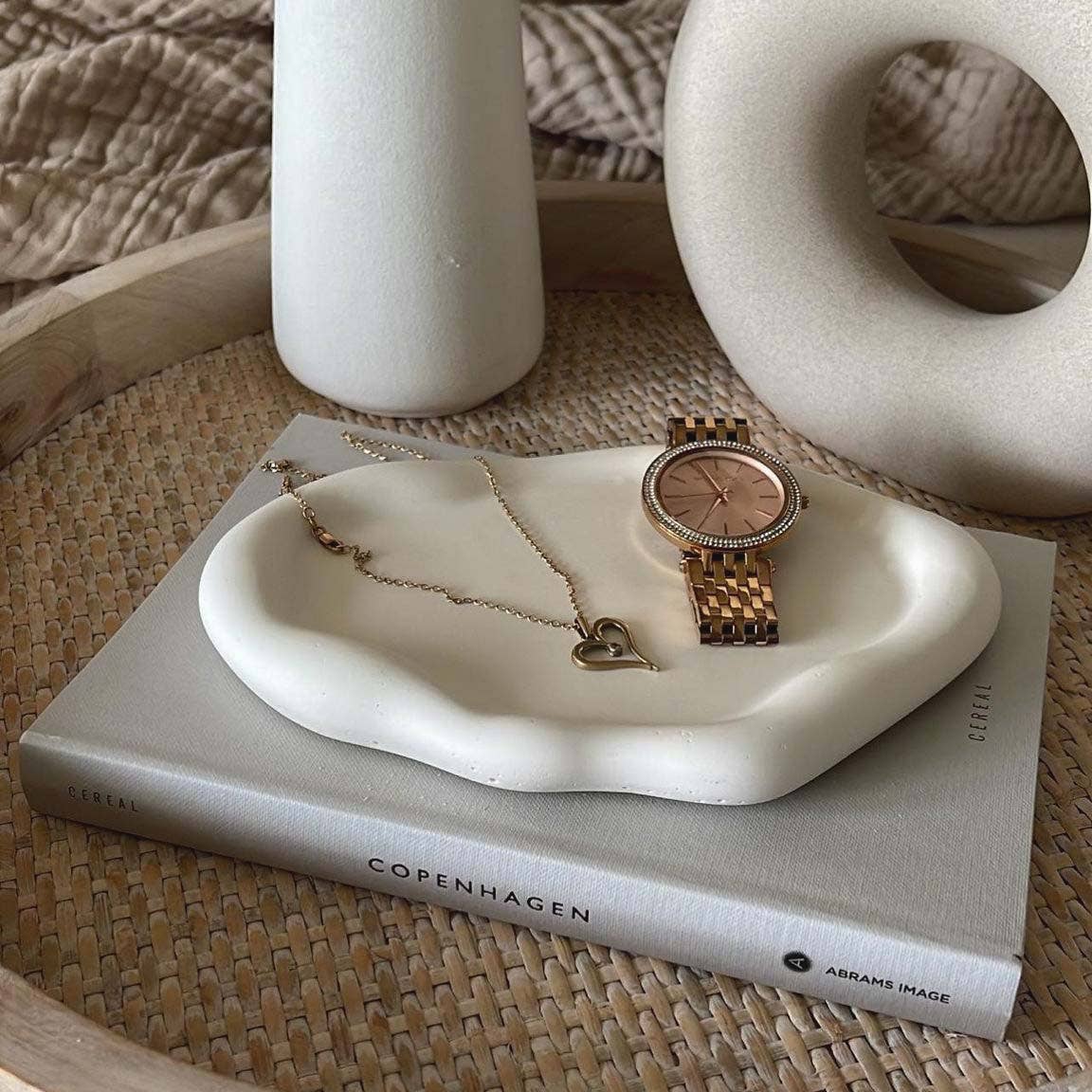 Irregular Oval Cloud Trinket Tray: Cream White – ROM Boutique