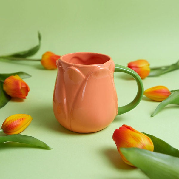 Tasse en émail d'abeille