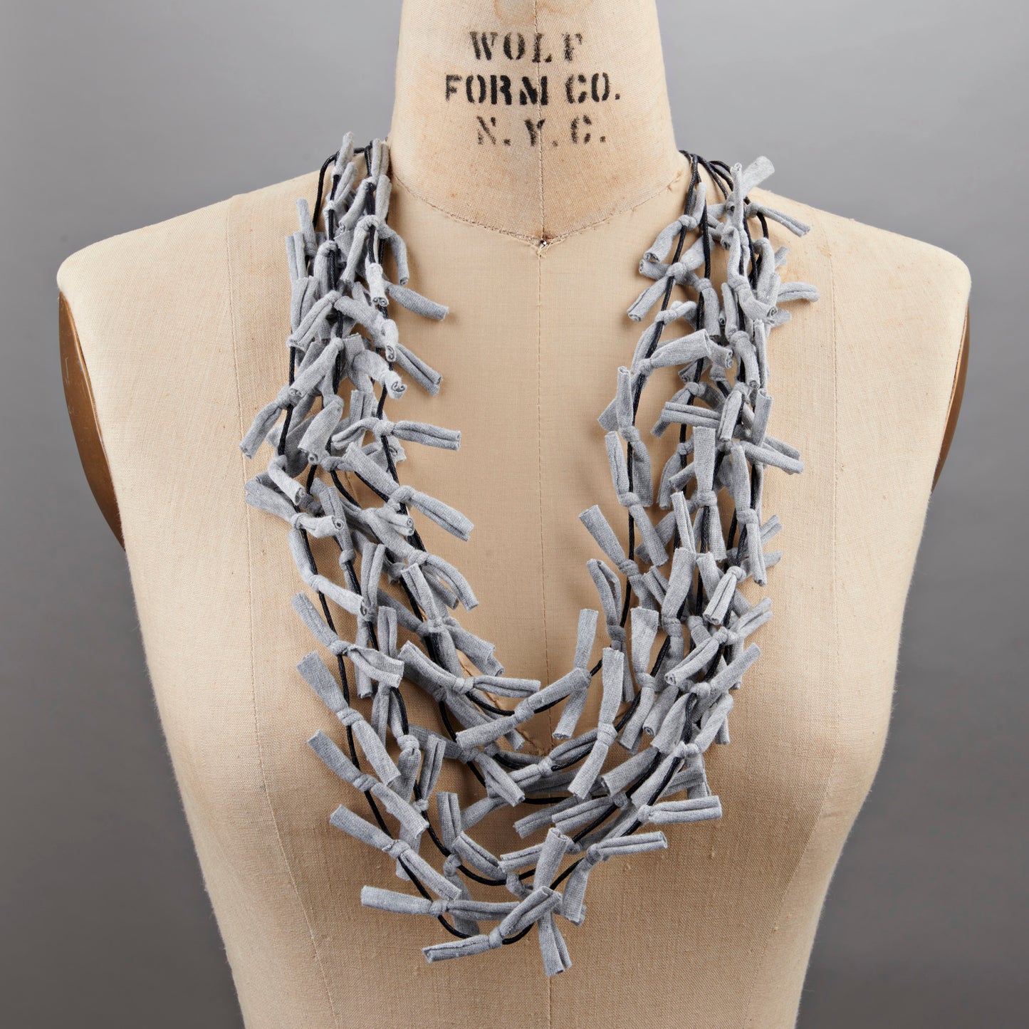 Fabric Tie Necklace - Grey