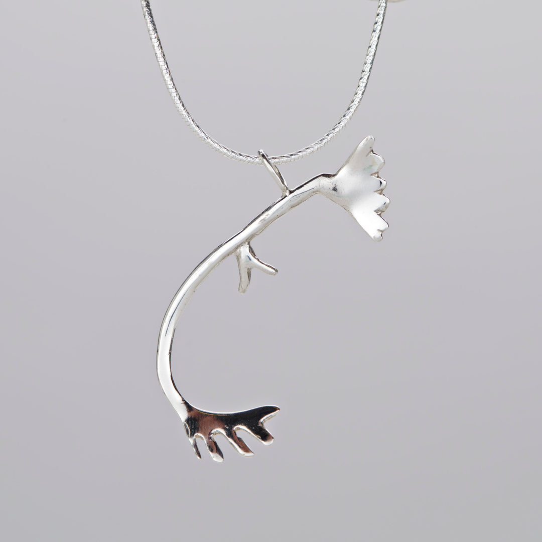 Pendentif en bois de caribou en argent sterling