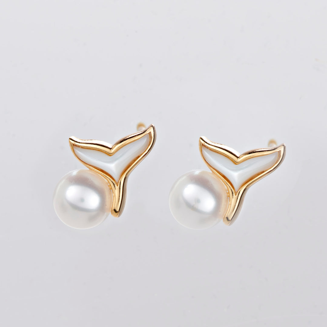 Whale Tail Pearl Earrings